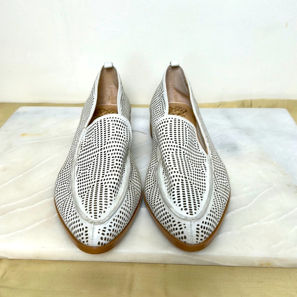 NWOT Vince Camuto White Kandia Loafers- Size 8